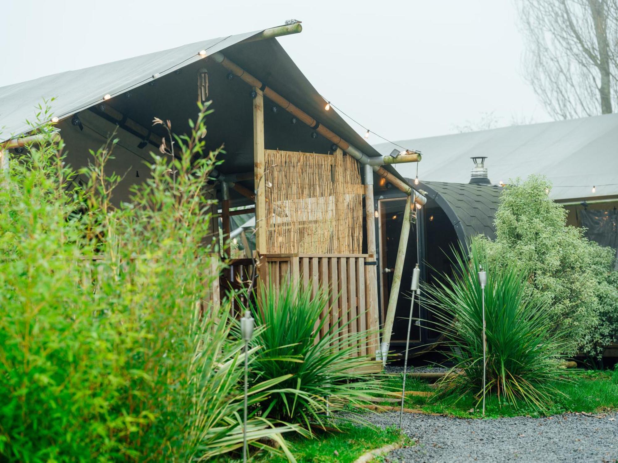 Sunset Retreats Safari Tent Ombersley Zewnętrze zdjęcie